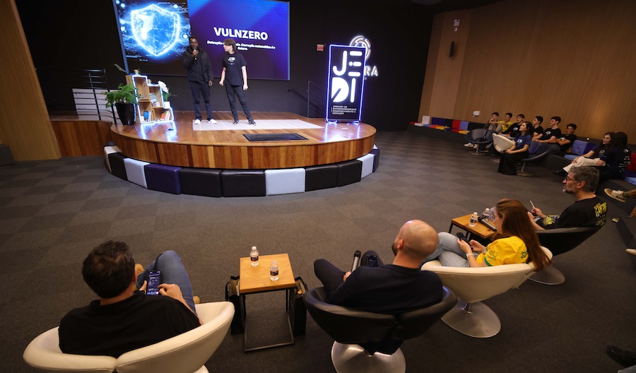 Com plataforma automática contra vulnerabilidades, startup de segurança digital vence a jornada JEDI